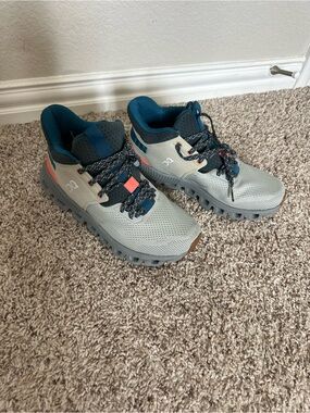Cloud Hi Edge Shoe - Women's